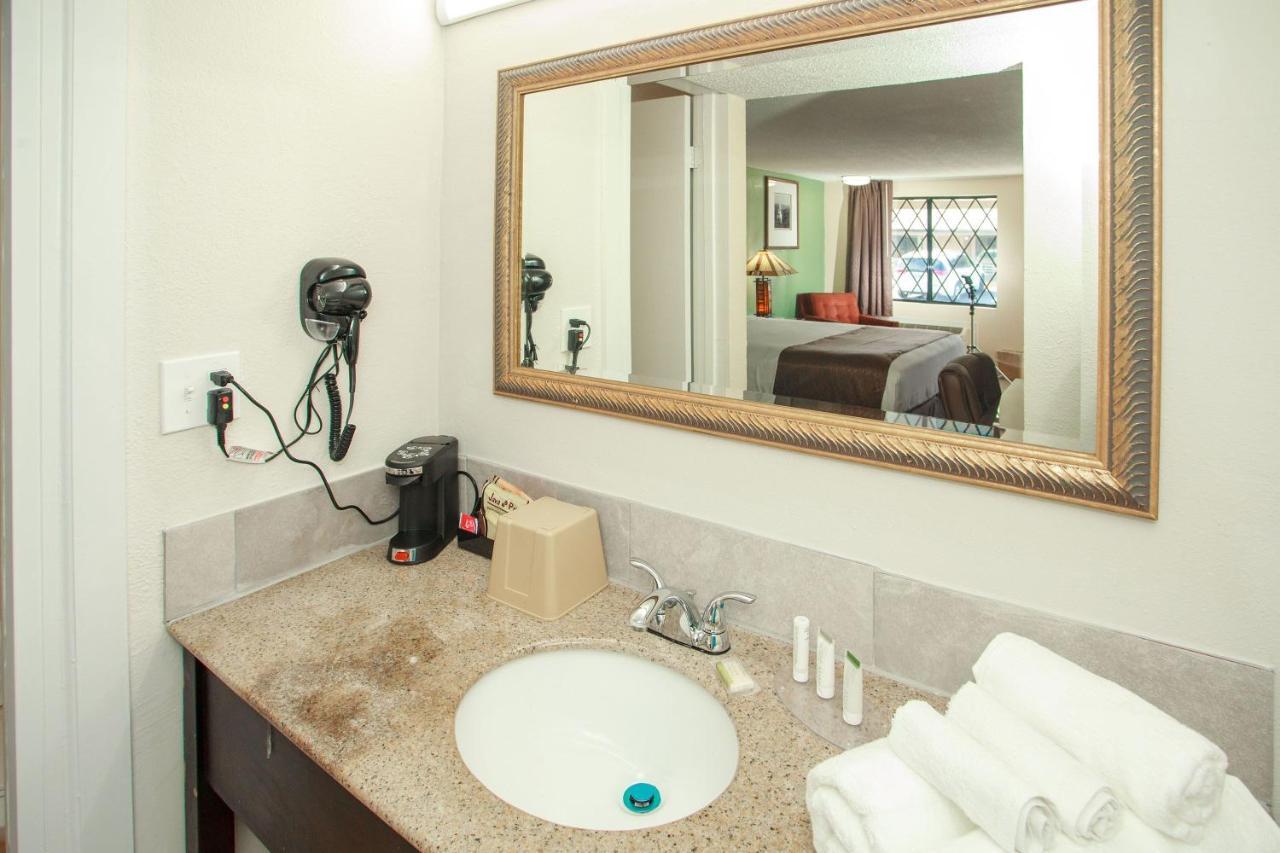 Travelodge By Wyndham Macon West Εξωτερικό φωτογραφία
